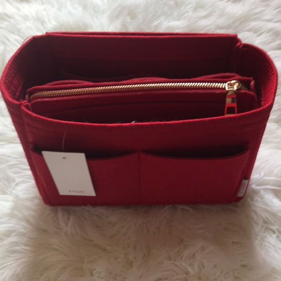 Ztujo Handbags - 🆕Red felt bag organizer (Perfect for Speedies!)